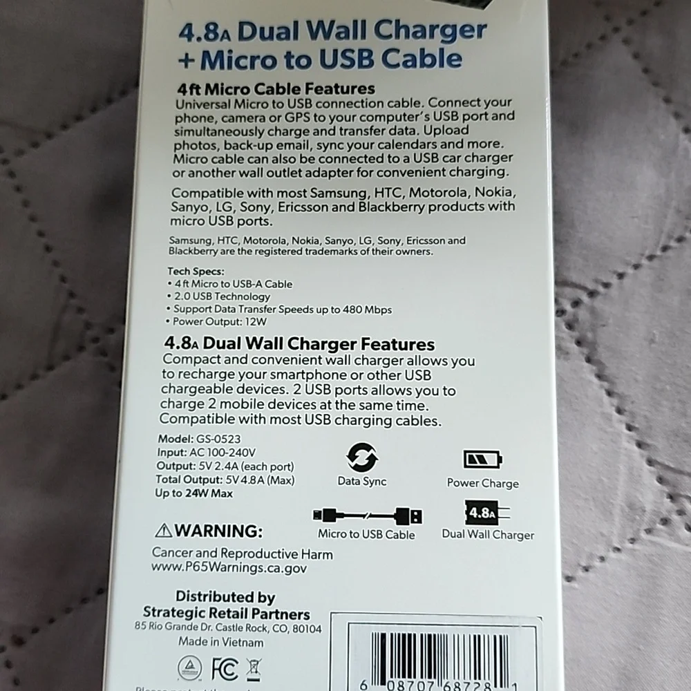Mobilcharge Dual Wall Charger with Micro USB Cable